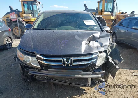 2014 Honda Odyssey Touring/Touring Elite z USA, uszkodzony, nr VIN 5FNRL5H91EB029367